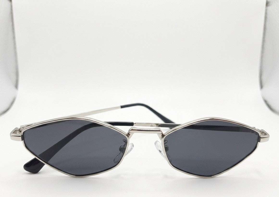 Crest runner Sunglares ^ Color 01 (Silver/Gray)