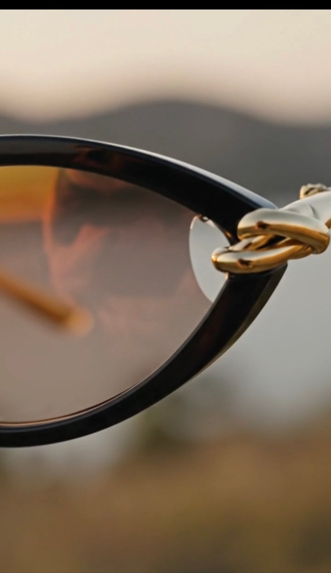 Vespera Sunglares ^ Color 01 (Black/Pink)