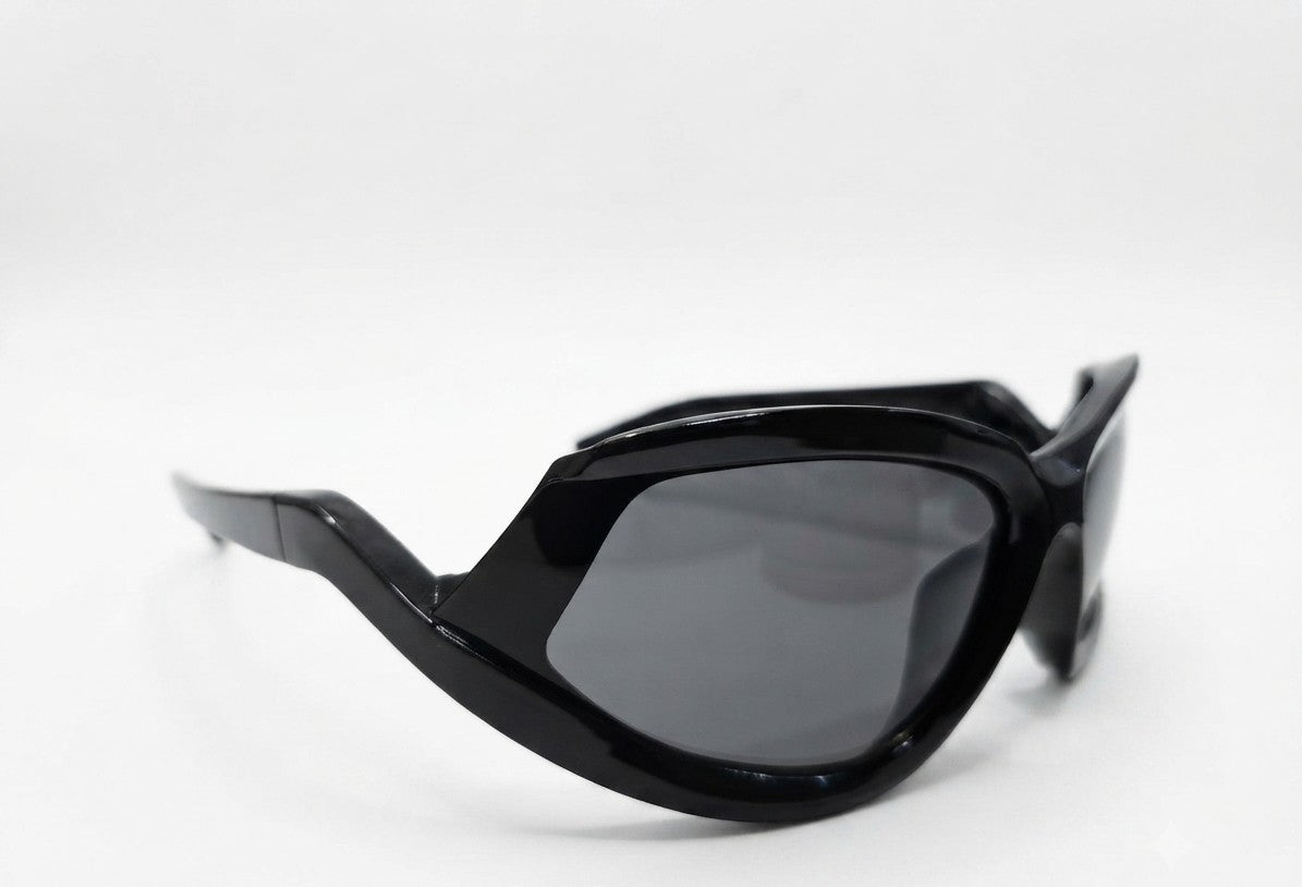 Cyberwing Sunglares ^ Color 01 (Black/Gray)