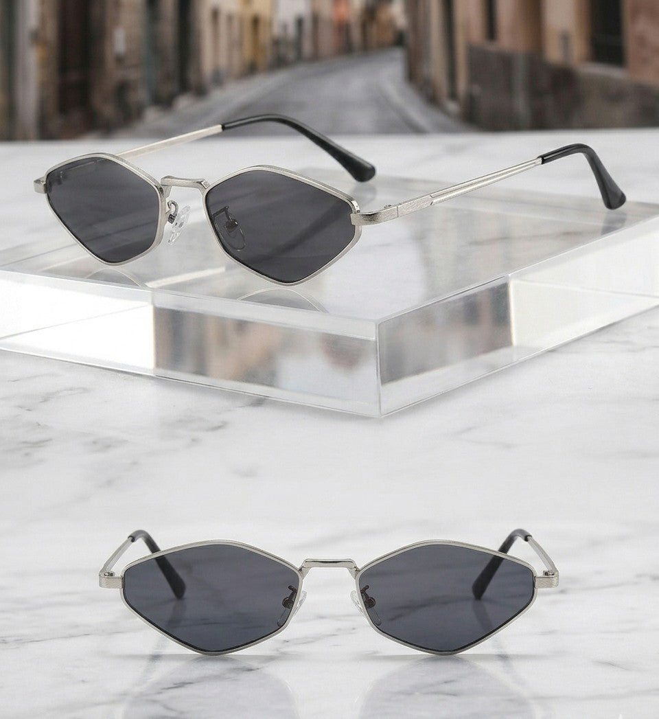 Crest runner Sunglares ^ Color 01 (Silver/Gray)